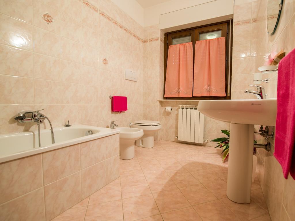 Alla Scoperta Delle Marche Camerino Quarto foto