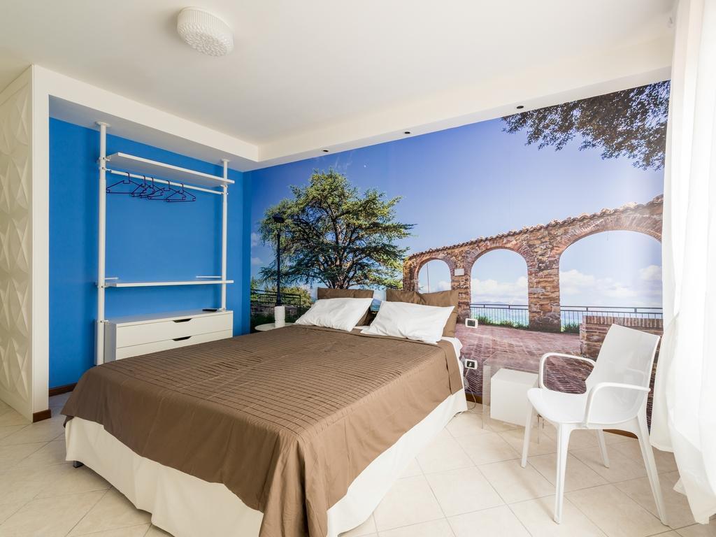 Alla Scoperta Delle Marche Camerino Quarto foto