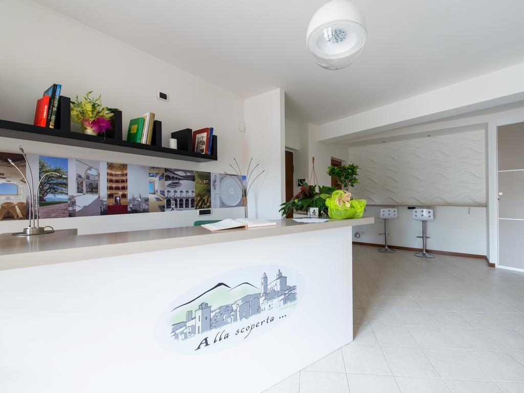 Alla Scoperta Delle Marche Camerino Exterior foto