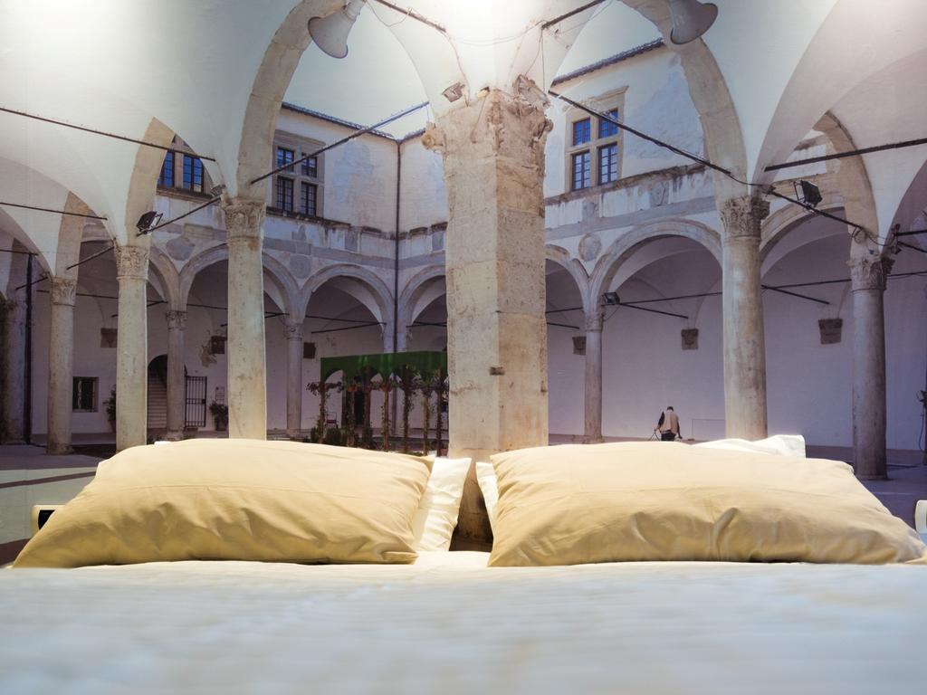 Alla Scoperta Delle Marche Camerino Quarto foto