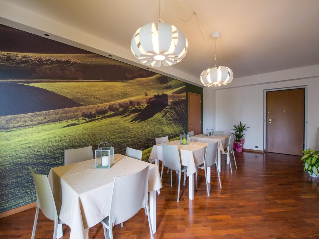 Alla Scoperta Delle Marche Camerino Exterior foto